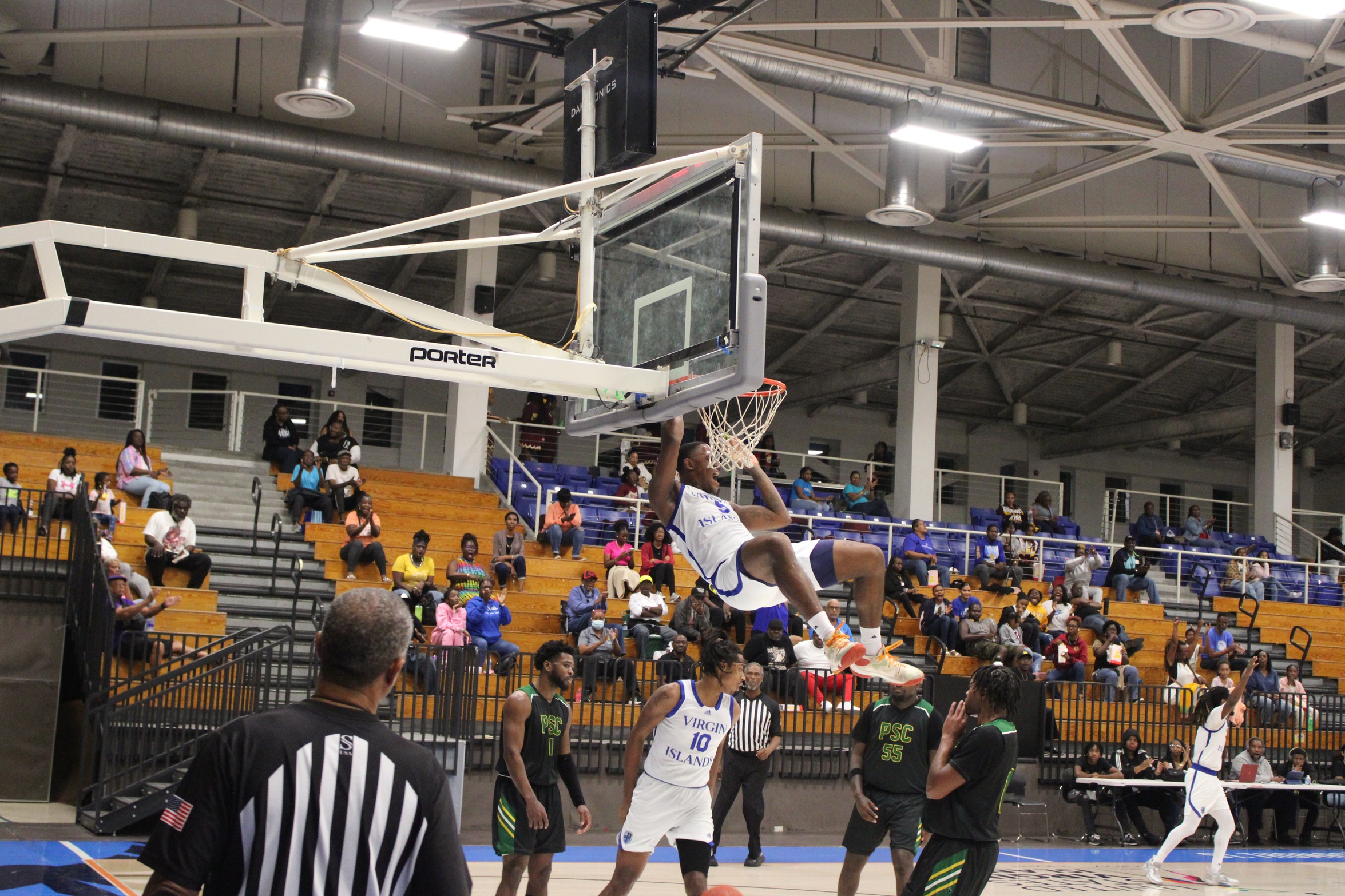 UVI Buccaneers Upset Philander Smith 74-71
