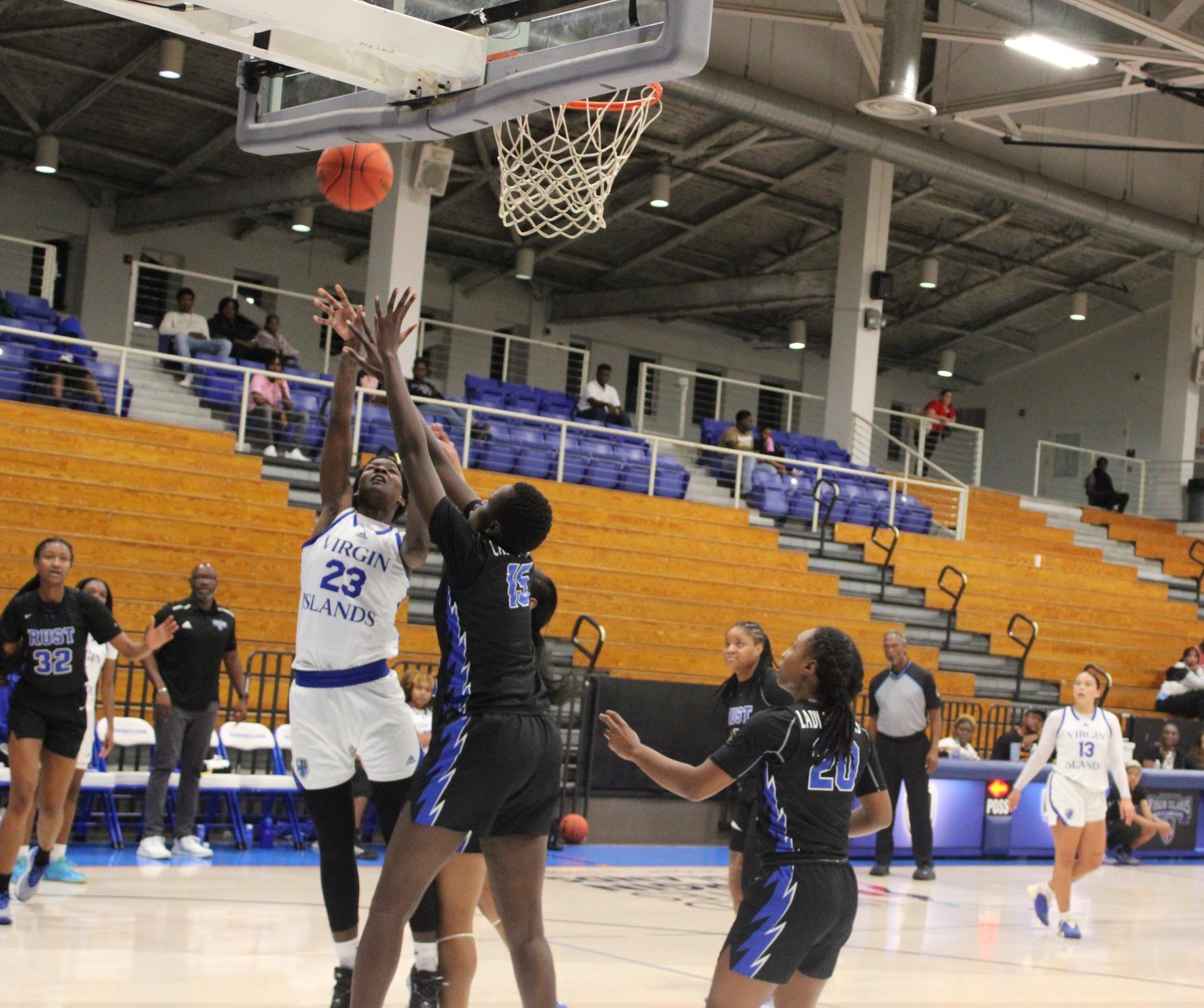Lady Bucs Fall to Rust