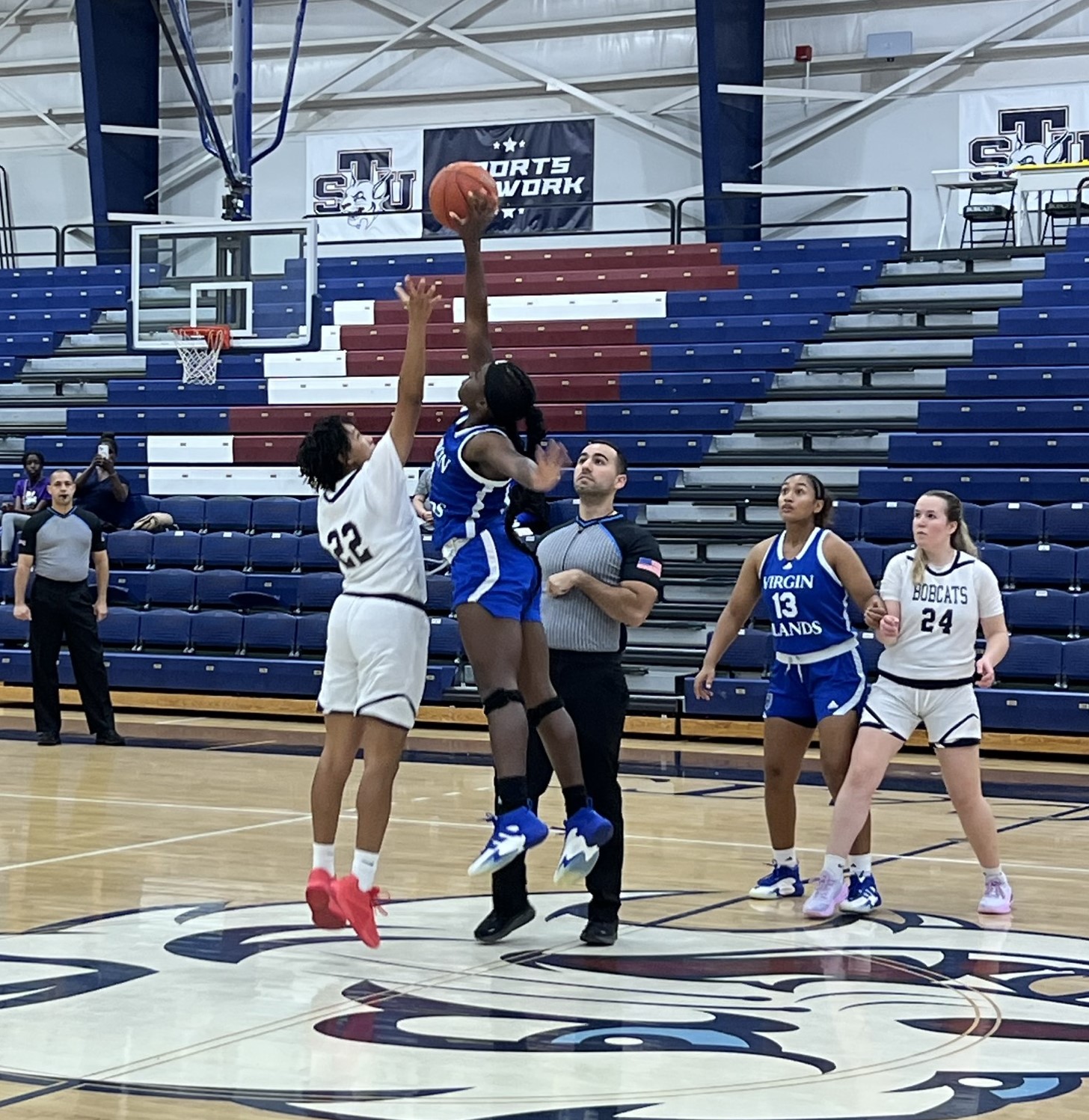 Lady Buccaneers Split Games on Road Trip